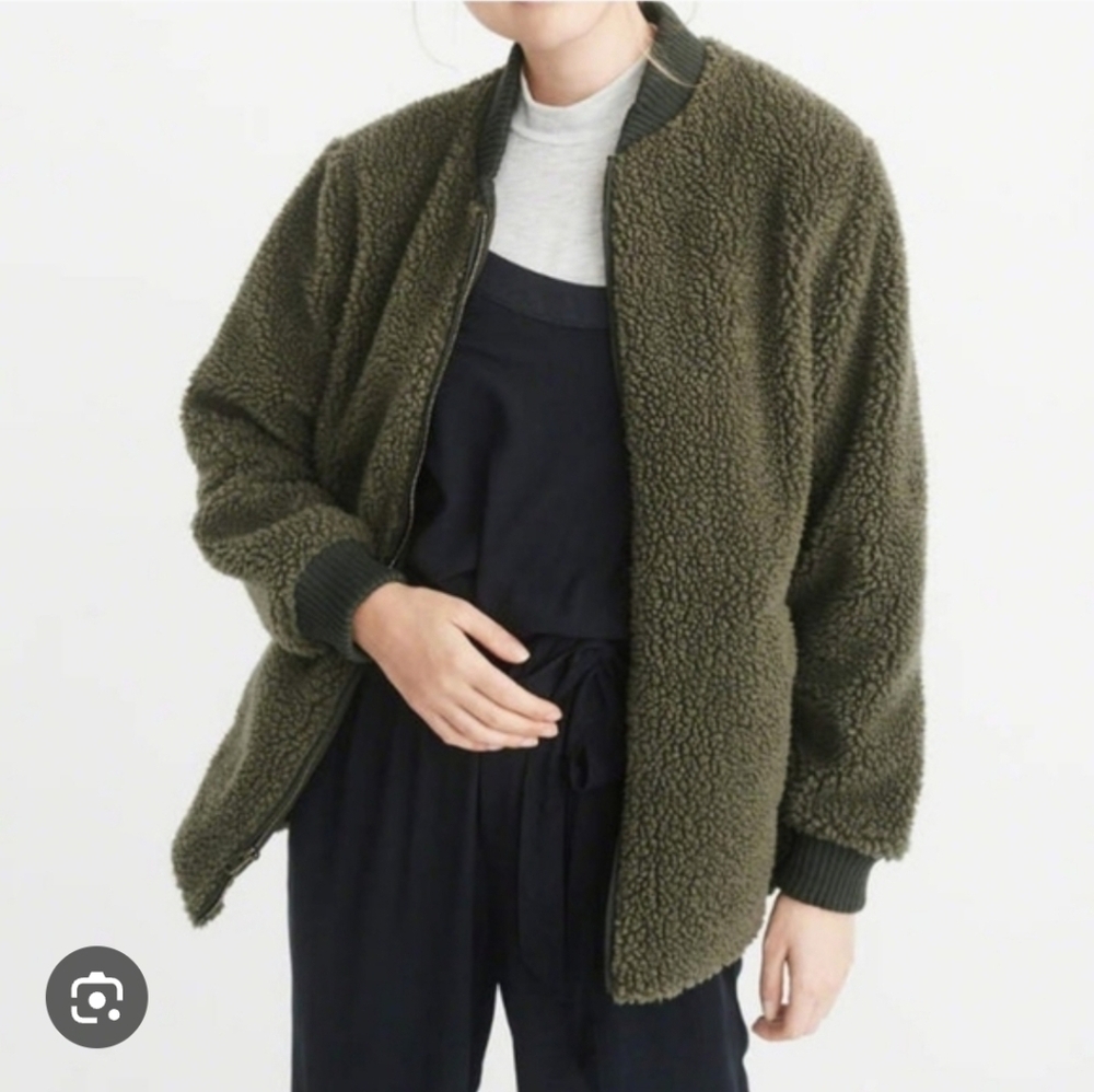 Abercrombie And Fitch Sherpa Green Bomber Jacket SZ medium